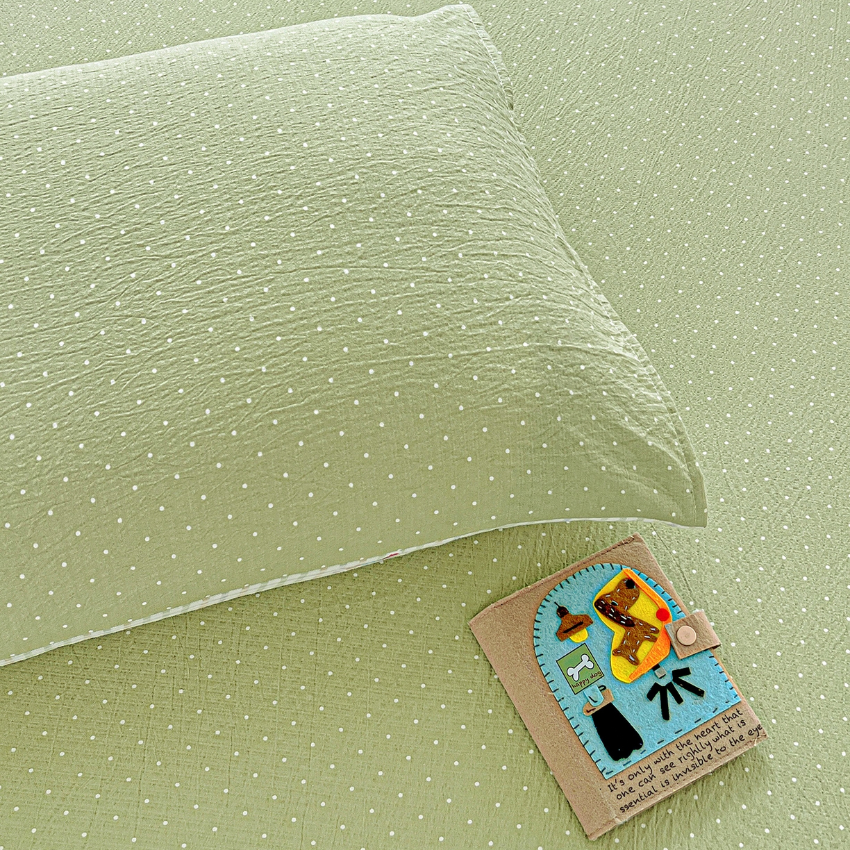 91家纺网 家纺一手货源 找家纺 格真 2025秋冬新款110克高克重提花加厚皱皱纱双层纱印花单床笠 波点-抹茶绿