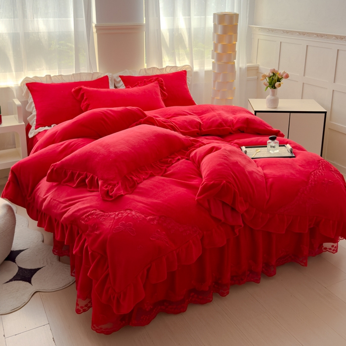 91家纺网 家纺一手货源 找家纺 （总）睡美人 2025韩版蕾丝牛奶绒套件公主风床裙床单款四件套