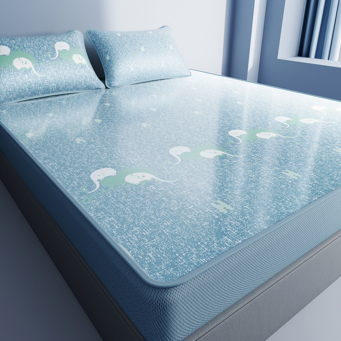 91家纺网 家纺一手货源 找家纺 小叮当家纺仓储工厂店 2025新款凉感三明治冰丝席凉席-芳华系列-床笠款-版本二 芳华床笠-卡通小象（蓝）