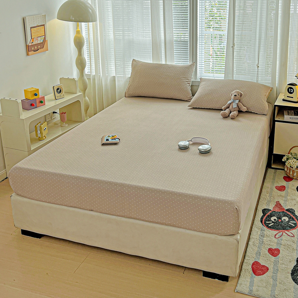 91家纺网 家纺一手货源 找家纺 格真 2025秋冬新款110克高克重提花加厚皱皱纱双层纱印花单床笠 波点-巧克力棕