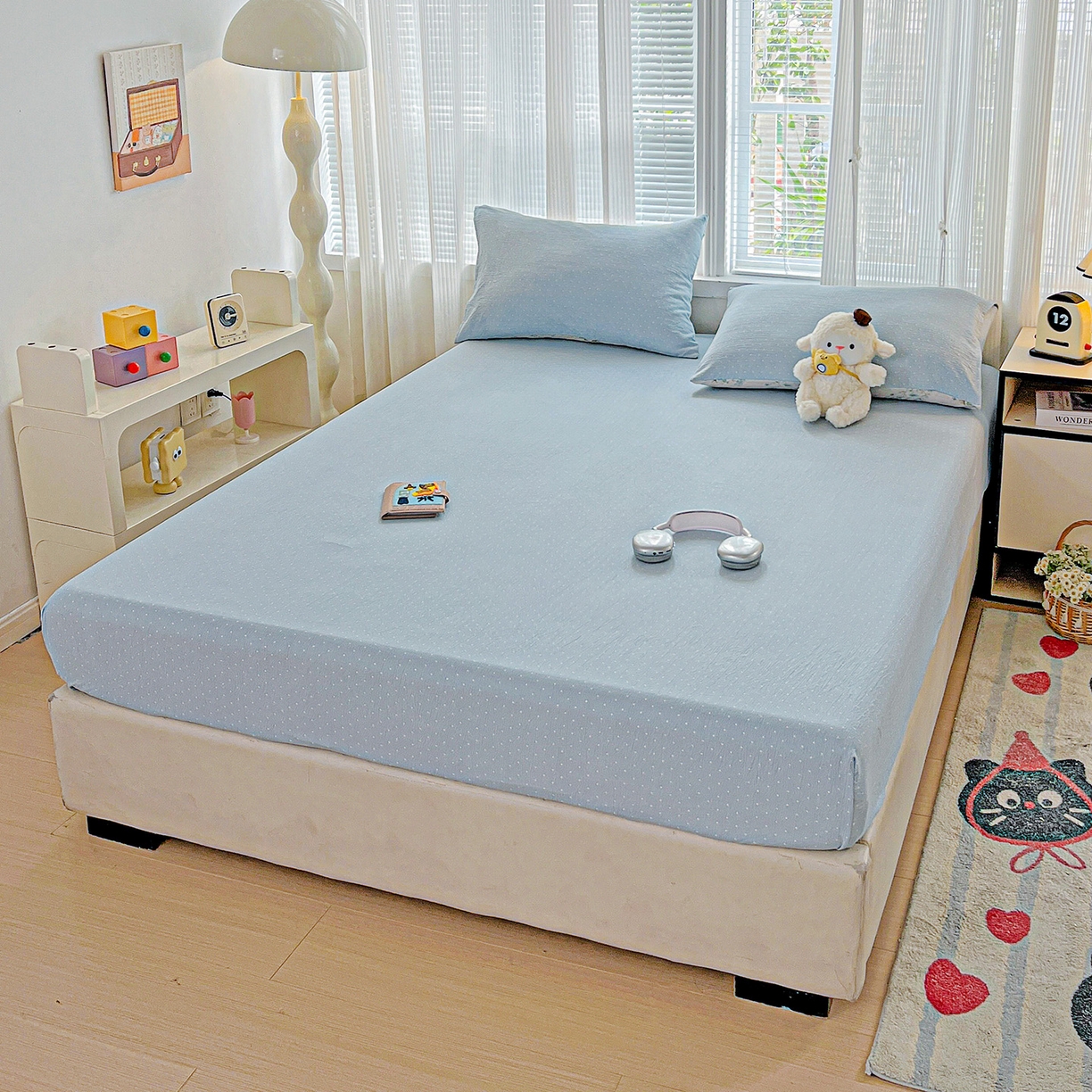 91家纺网 家纺一手货源 找家纺 格真 2025秋冬新款110克高克重提花加厚皱皱纱双层纱印花单床笠 波点-柔雾蓝