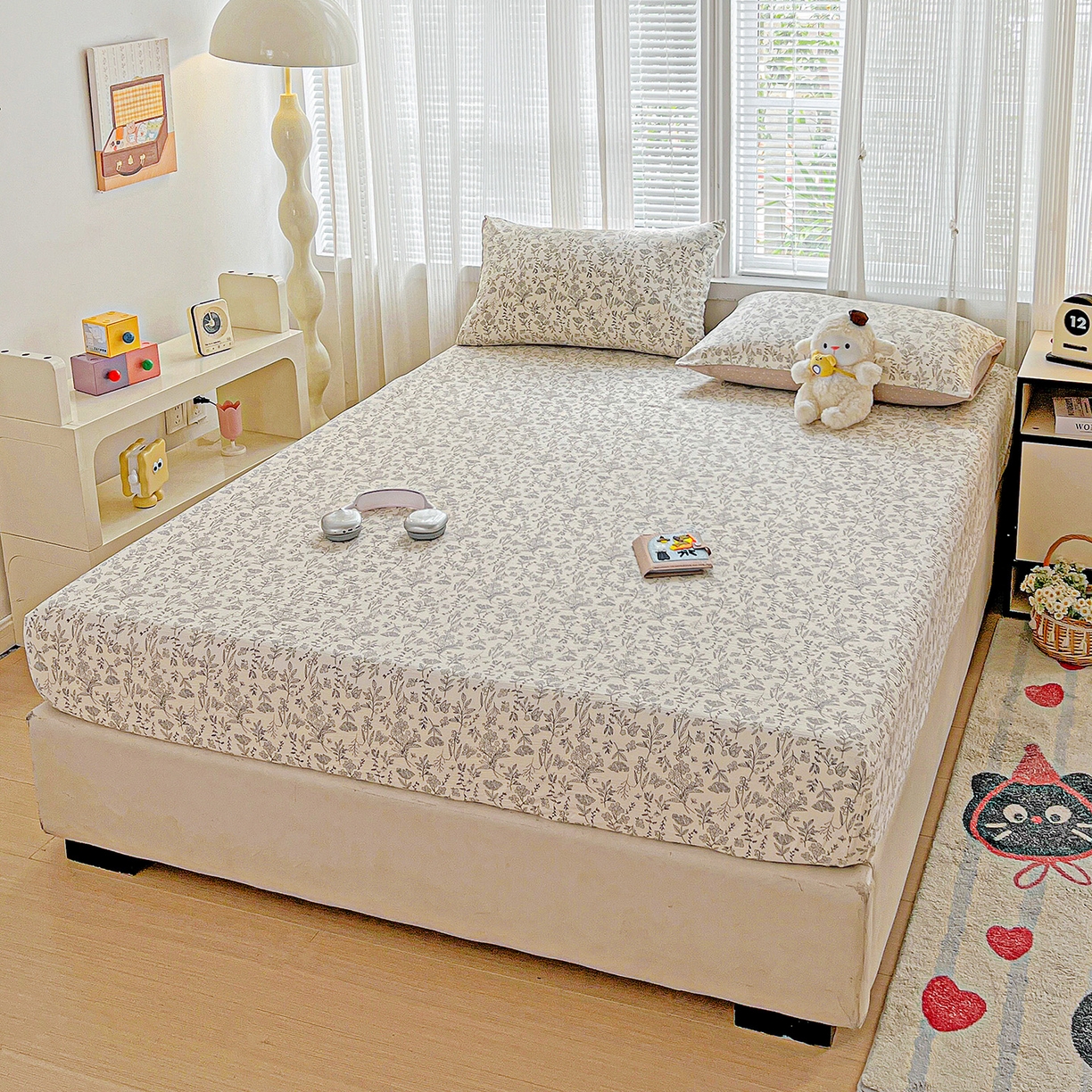 91家纺网 家纺一手货源 找家纺 格真 2025秋冬新款110克高克重提花加厚皱皱纱双层纱印花单床笠 草木集黄