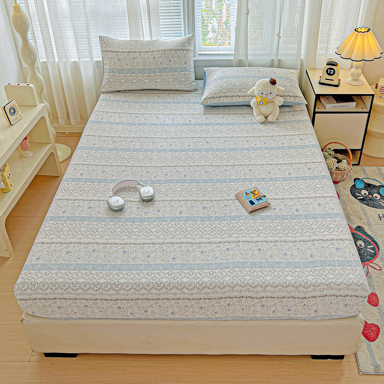 91家纺网 家纺一手货源 找家纺 格真 2025秋冬新款110克高克重提花加厚皱皱纱双层纱印花单床笠 蝴蝶印记