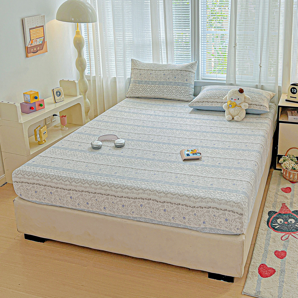 91家纺网 家纺一手货源 找家纺 格真 2025秋冬新款110克高克重提花加厚皱皱纱双层纱印花单床笠 蝴蝶印记