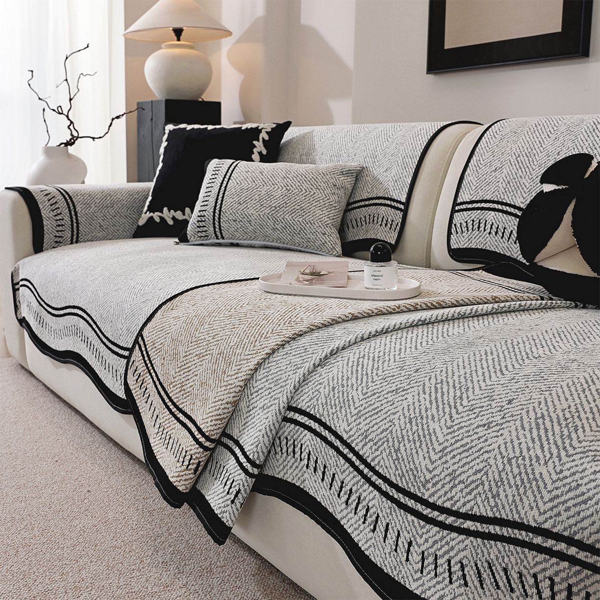 91家纺网 家纺一手货源 找家纺 共鸣沙发垫 2025新款雪尼尔异形波浪沙发垫 雪尼尔异形波浪灰色