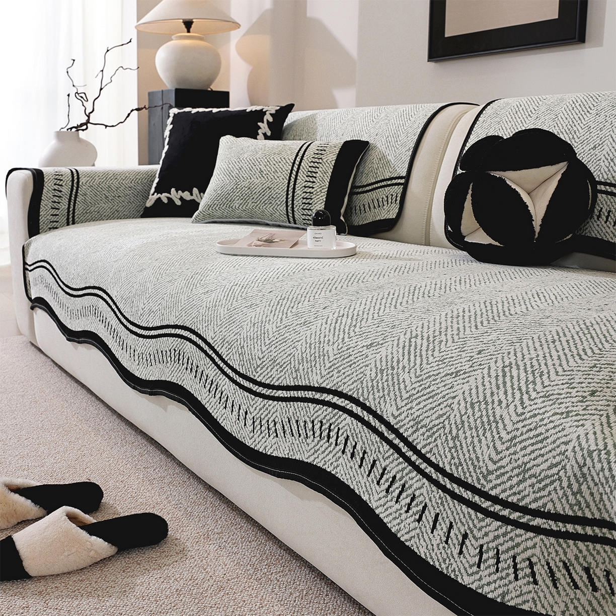 91家纺网 家纺一手货源 找家纺 共鸣沙发垫 2025新款雪尼尔异形波浪沙发垫 雪尼尔异形波浪绿色