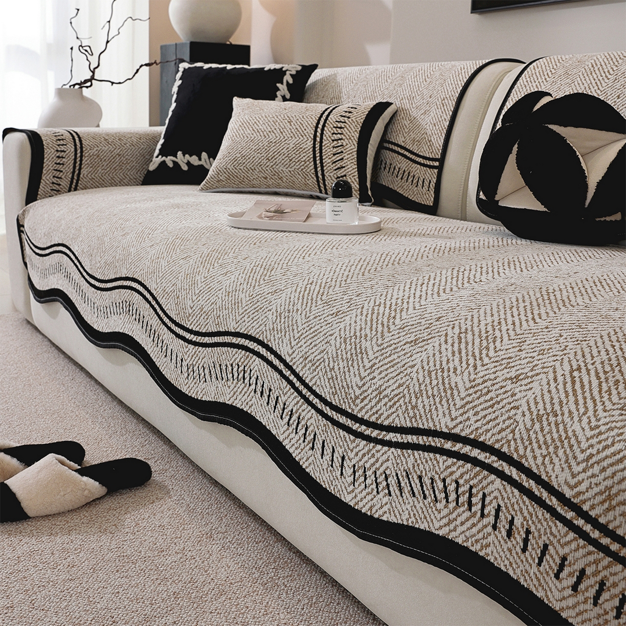 91家纺网 家纺一手货源 找家纺 共鸣沙发垫 2025新款雪尼尔异形波浪沙发垫 雪尼尔异形波浪咖色