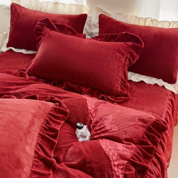 91家纺网 家纺一手货源 找家纺 （总）睡美人 2025韩版蕾丝牛奶绒套件公主风床裙床单款四件套