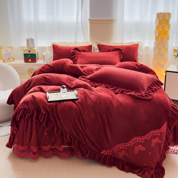 91家纺网 家纺一手货源 找家纺 （总）睡美人 2025韩版蕾丝牛奶绒套件公主风床裙床单款四件套