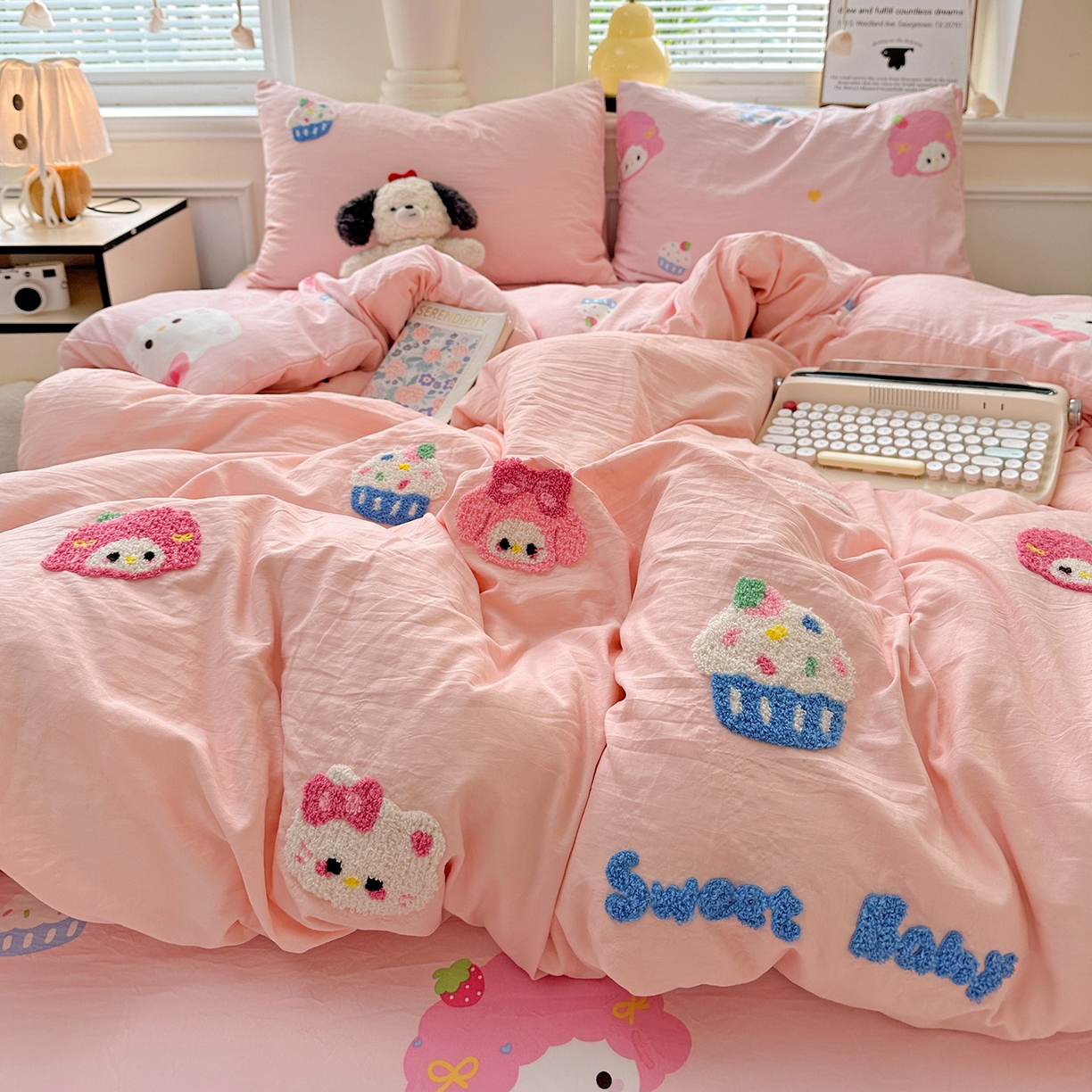 91家纺网 家纺一手货源 找家纺 （总）奈颜 2025新款爆款水洗云朵棉毛巾绣四件套