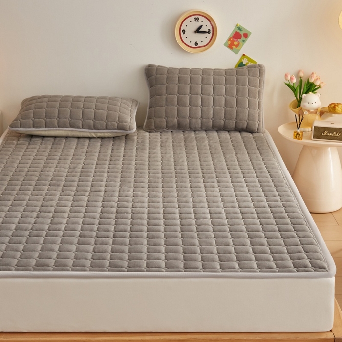 91家纺网 家纺一手货源 找家纺 奇丝雅 2025新款A类牛奶绒床褥床垫软垫家用学生宿舍上下铺寝室床护垫夹棉褥子-大床款套件 高级灰