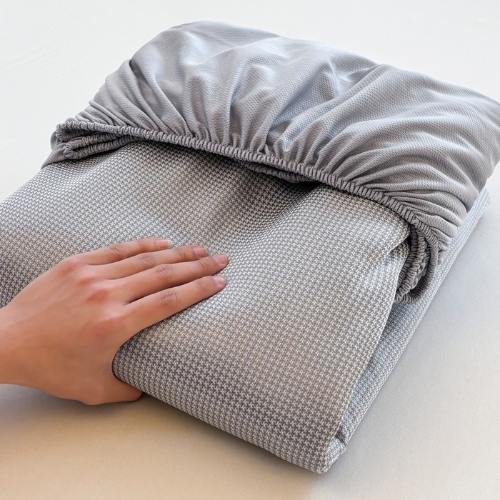 91家纺网 家纺一手货源 找家纺 小叮当家纺仓储工厂店 2025新款凉感三明治冰丝席凉席-芳华系列-床笠款-版本二 芳华床笠-点子灰