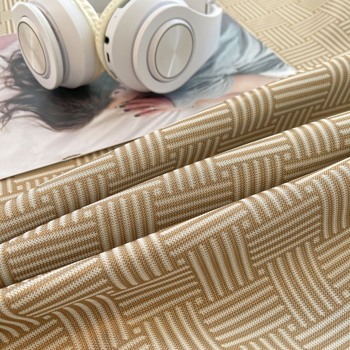 91家纺网 家纺一手货源 找家纺 小叮当家纺仓储工厂店 2025新款凉感三明治冰丝席凉席-芳华系列-床笠款-版本二 芳华床笠-方格纹（咖）