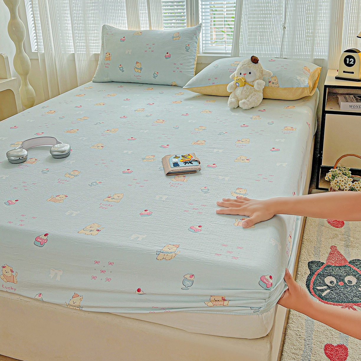 91家纺网 家纺一手货源 找家纺 格真 2025秋冬新款110克高克重提花加厚皱皱纱双层纱印花单床笠 西高地