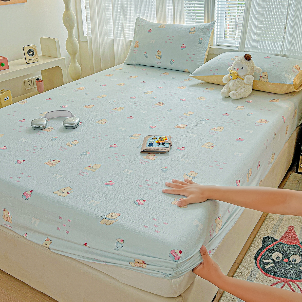 91家纺网 家纺一手货源 找家纺 格真 2025秋冬新款110克高克重提花加厚皱皱纱双层纱印花单床笠 西高地