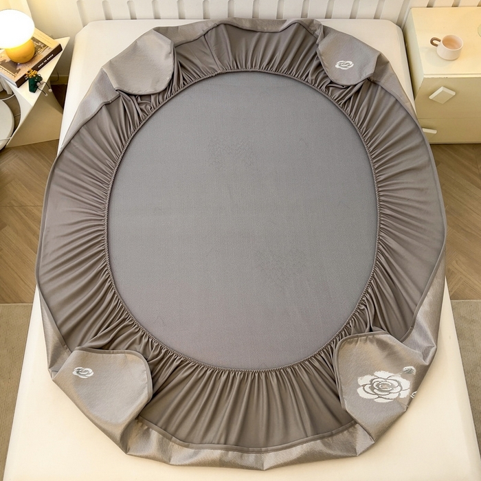 91家纺网 家纺一手货源 找家纺 小叮当家纺仓储工厂店 2025新款凉感三明治冰丝席凉席-芳华系列-床笠款-版本二 芳华床笠-花朵（咖）