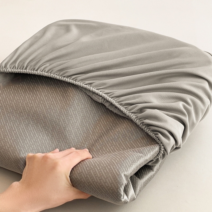 91家纺网 家纺一手货源 找家纺 小叮当家纺仓储工厂店 2025新款凉感三明治冰丝席凉席-芳华系列-床笠款-版本二 芳华床笠-花朵（咖）