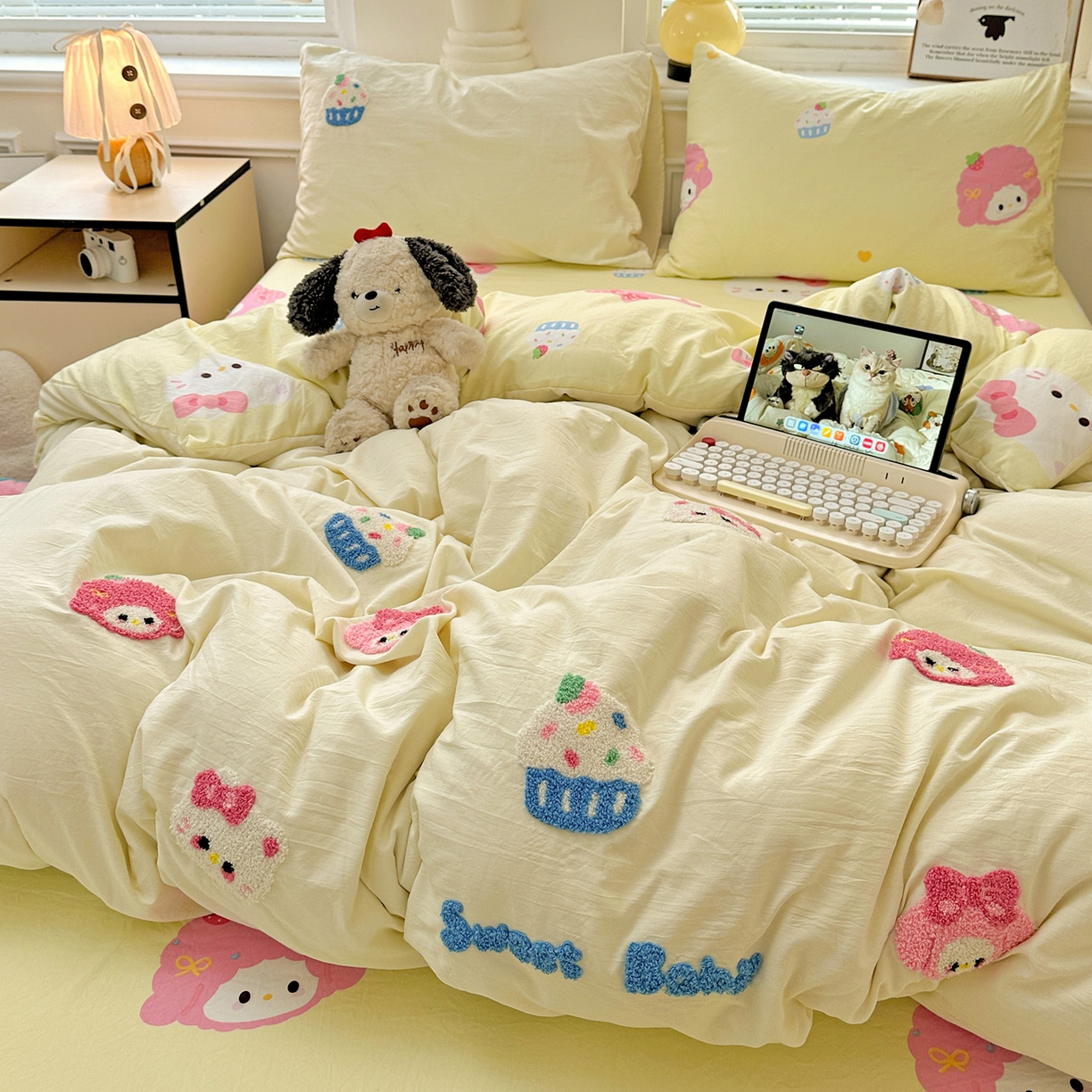 奈颜 2025新款爆款水洗云朵棉毛巾绣四件套 小美喵喵-奶黄