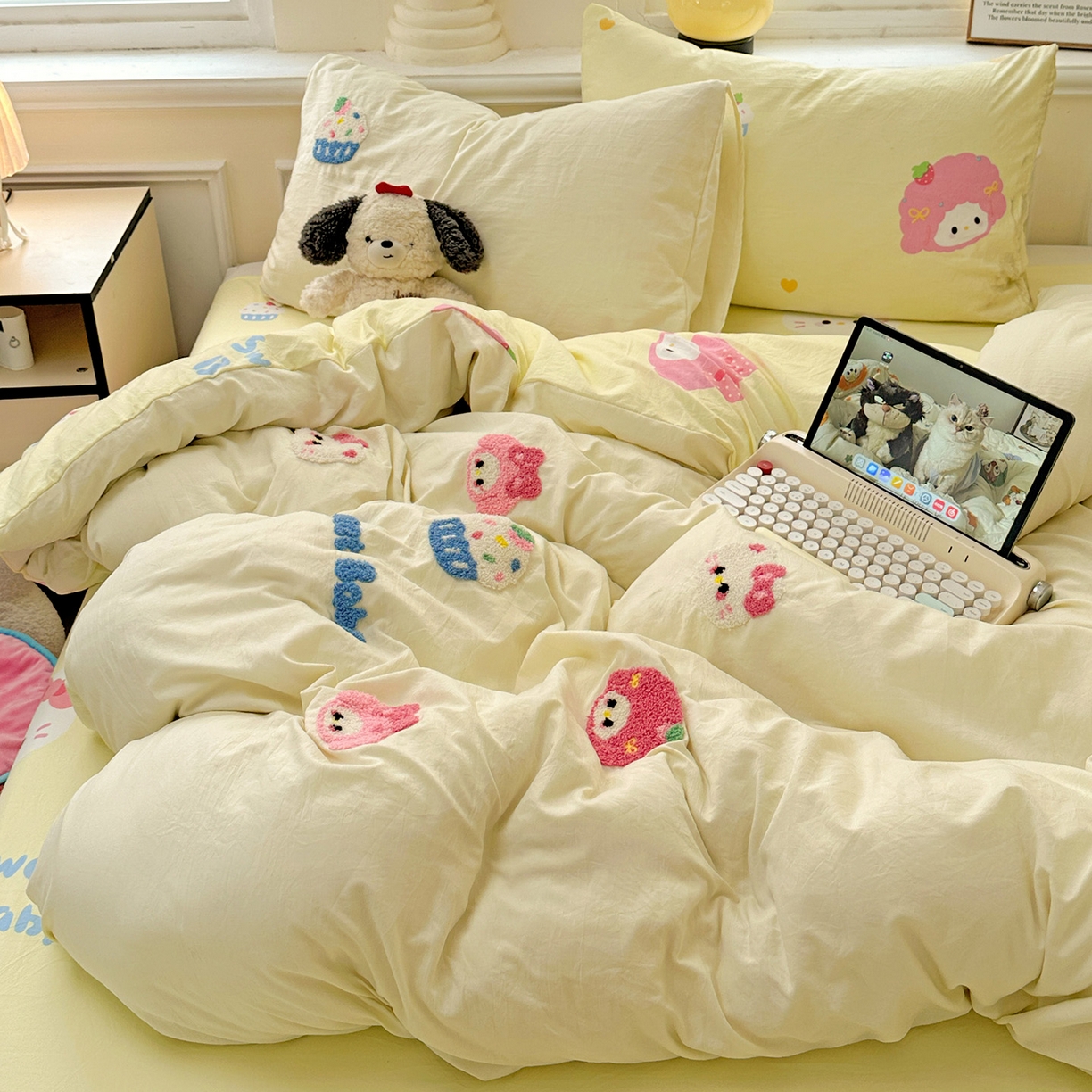 91家纺网 家纺一手货源 找家纺 奈颜 2025新款爆款水洗云朵棉毛巾绣四件套 小美喵喵-奶黄