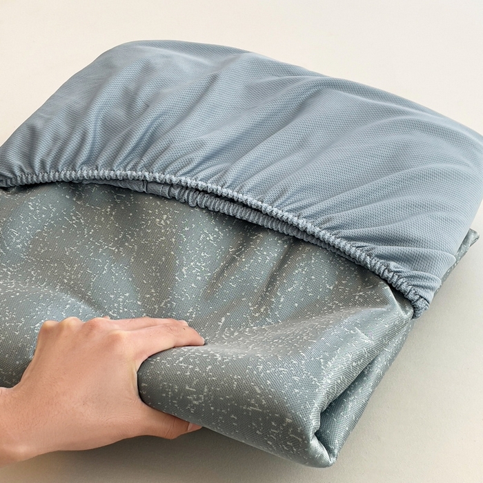 91家纺网 家纺一手货源 找家纺 小叮当家纺仓储工厂店 2025新款凉感三明治冰丝席凉席-芳华系列-床笠款-版本二 芳华床笠-花朵（蓝）