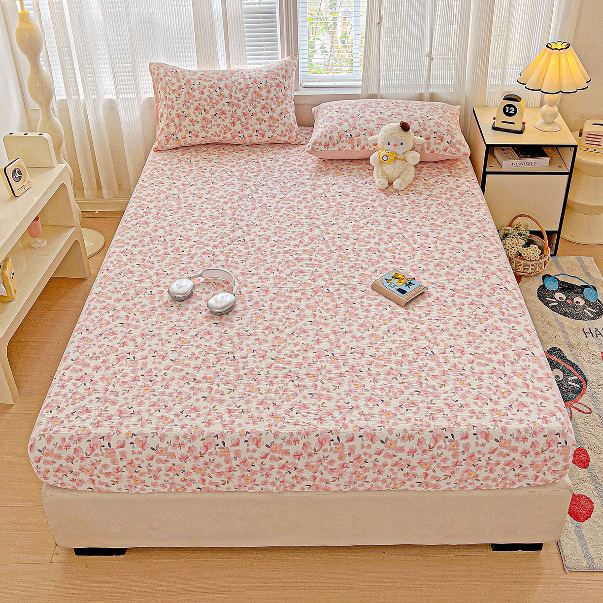 91家纺网 家纺一手货源 找家纺 格真 2025秋冬新款110克高克重提花加厚皱皱纱双层纱印花单床笠 嫣然