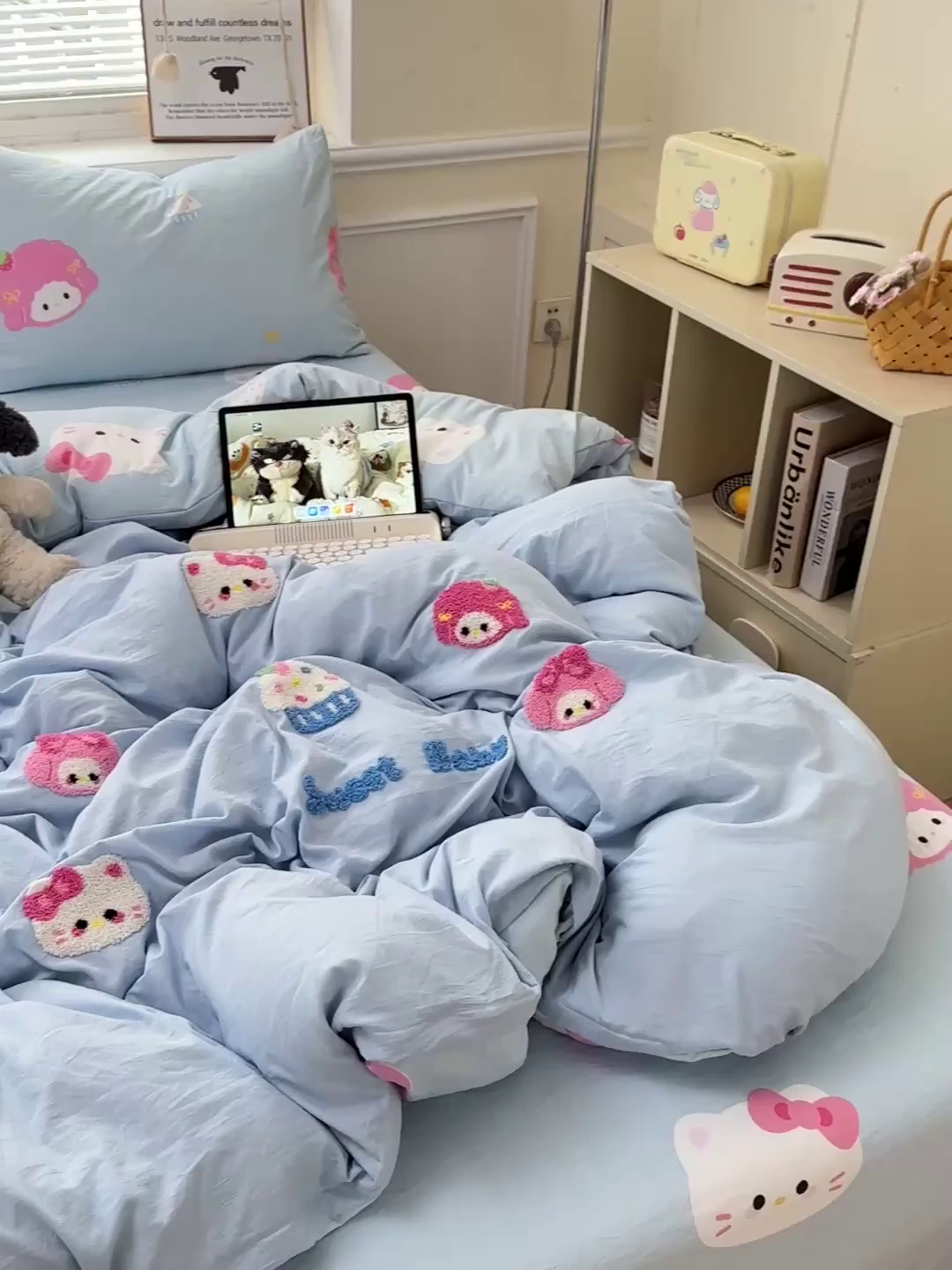 91家纺网 家纺一手货源 找家纺 奈颜 2025新款爆款水洗云朵棉毛巾绣四件套 小美喵喵-浅蓝