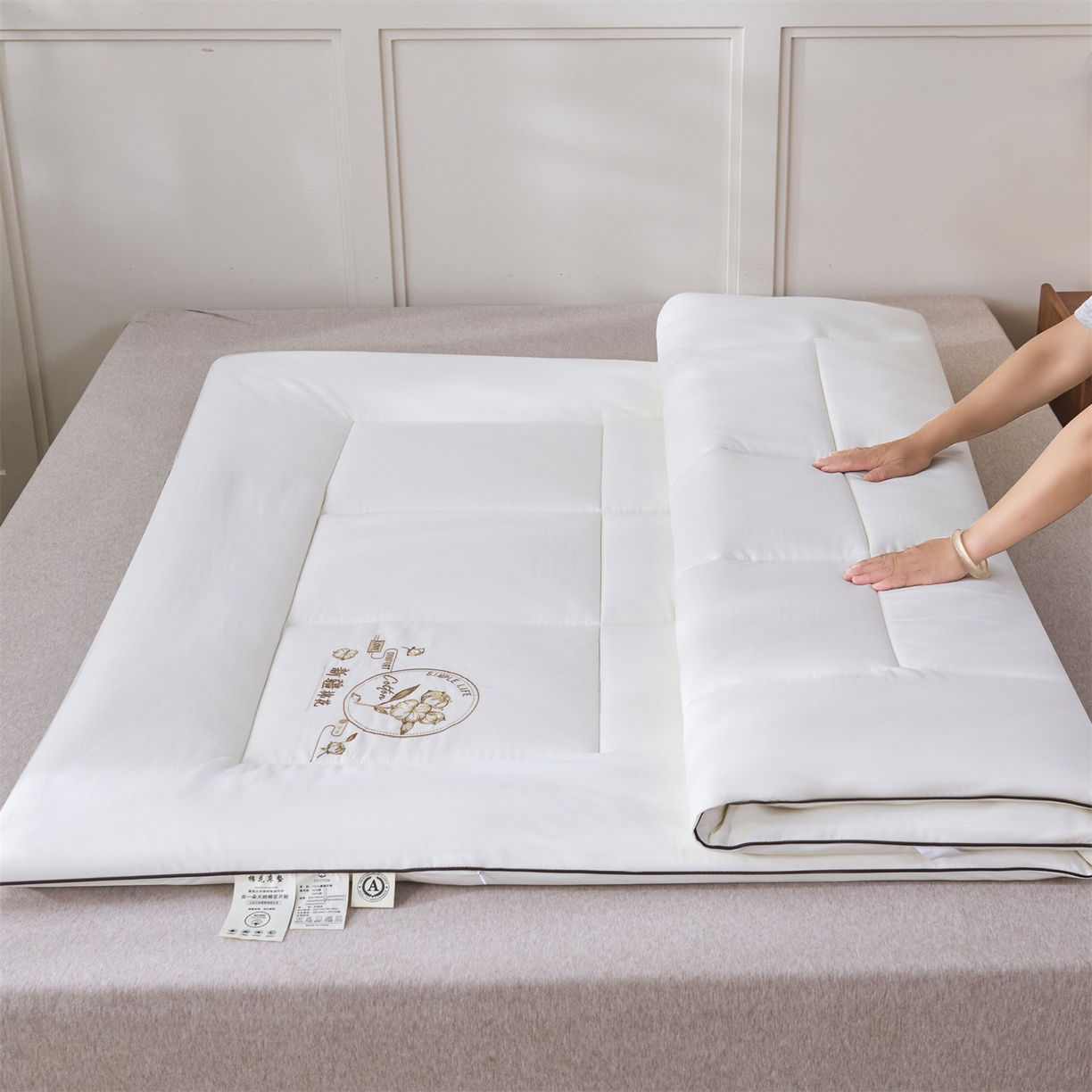 91家纺网 家纺一手货源 找家纺 （总）满圆红家纺 2025新款刺绣款A类51%新疆棉花床褥垫软垫棉絮垫子床褥垫子（提供买家秀）