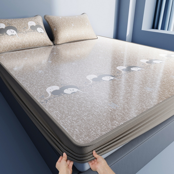 91家纺网 家纺一手货源 找家纺 小叮当家纺仓储工厂店 2025新款凉感三明治冰丝席凉席-芳华系列-床笠款-版本二 芳华床笠-卡通小象（咖）