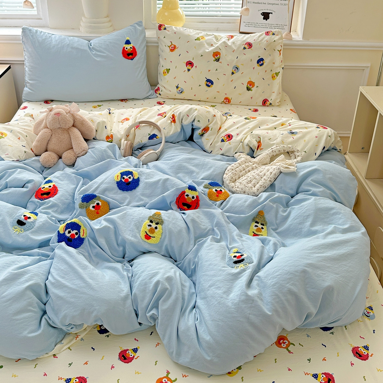 91家纺网 家纺一手货源 找家纺 奈颜 2025新款爆款水洗云朵棉毛巾绣四件套 芝麻派对