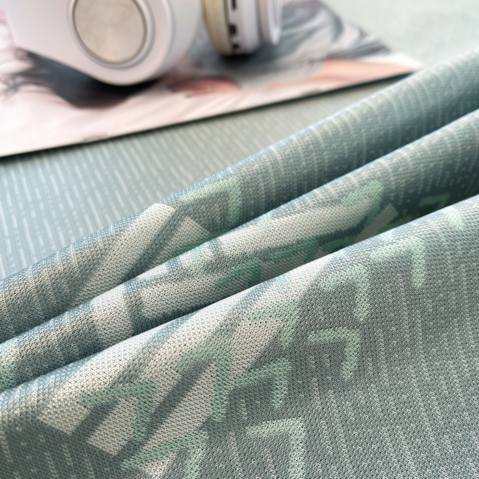 91家纺网 家纺一手货源 找家纺 小叮当家纺仓储工厂店 2025新款凉感三明治冰丝席凉席-芳华系列-床笠款-版本二 芳华床笠-字母M（蓝）