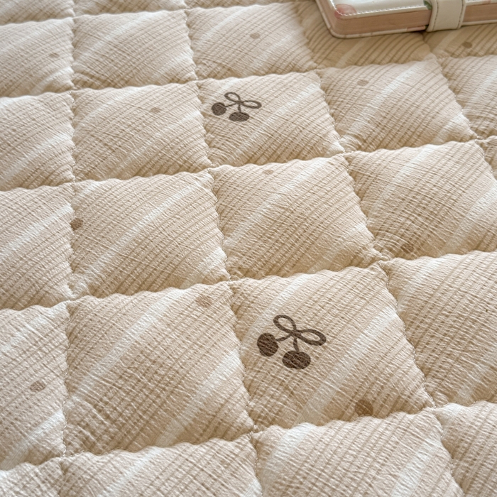 91家纺网 家纺一手货源 找家纺 曼陀罗 2025新款床笠床笠单品床笠单件单床笠 樱桃点点