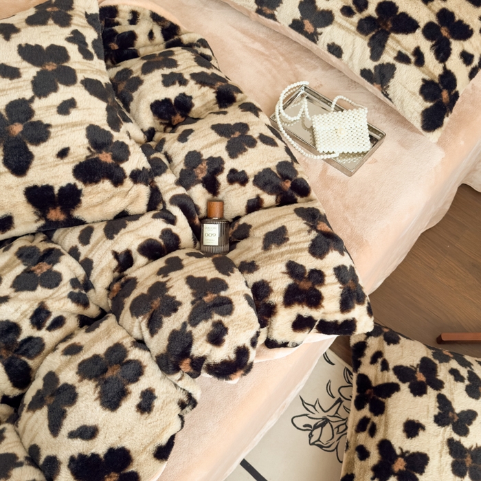 91家纺网 家纺一手货源 找家纺 （总）橘子家 2025新款轻奢兔绒高克重四件套