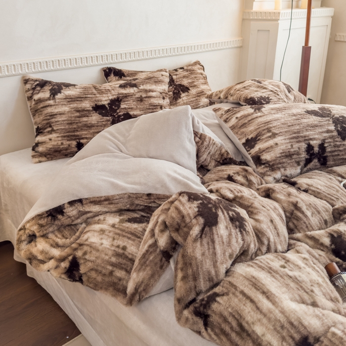 91家纺网 家纺一手货源 找家纺 橘子家 2025新款轻奢兔绒高克重四件套 华尔兹