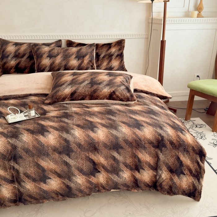 91家纺网 家纺一手货源 找家纺 橘子家 2025新款轻奢兔绒高克重四件套 简爱