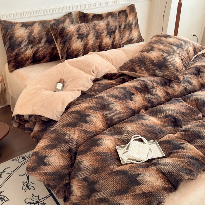 91家纺网 家纺一手货源 找家纺 橘子家 2025新款轻奢兔绒高克重四件套 简爱