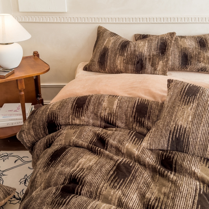 91家纺网 家纺一手货源 找家纺 橘子家 2025新款轻奢兔绒高克重四件套 锦瑟