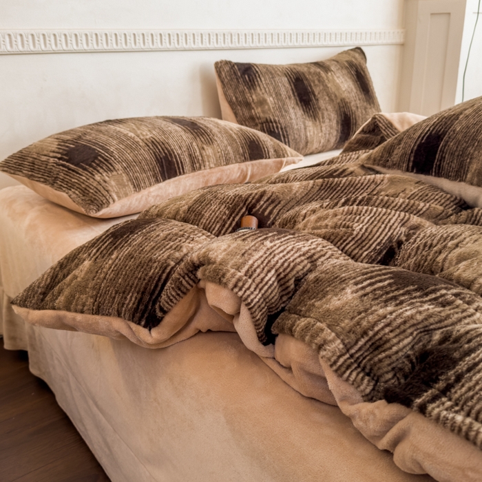 91家纺网 家纺一手货源 找家纺 橘子家 2025新款轻奢兔绒高克重四件套 锦瑟