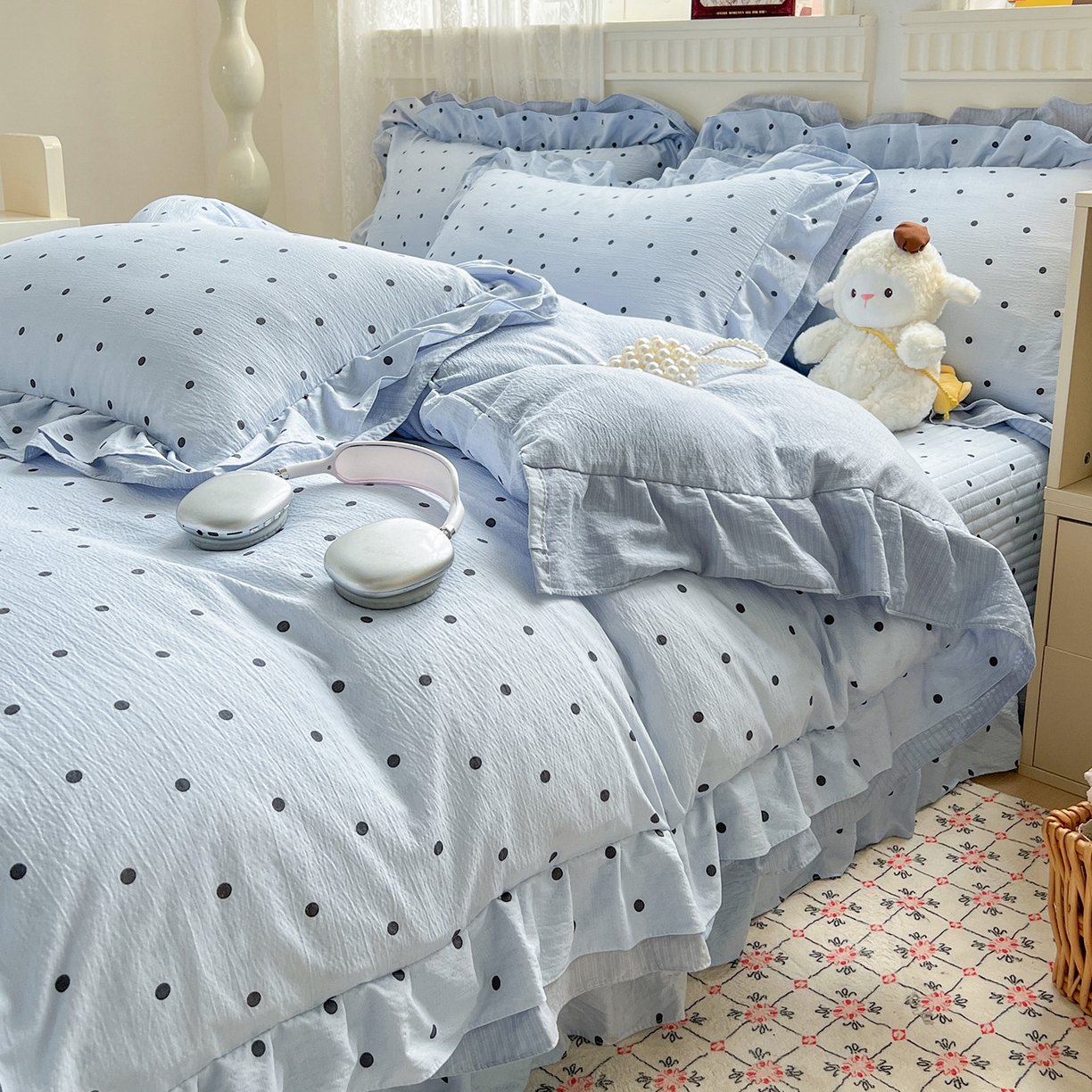 91家纺网 家纺一手货源 找家纺 富米莱（原臻工厂） 2025新款双层花边高克重亲肤棉云柔棉床盖床单四件套 蓝波点