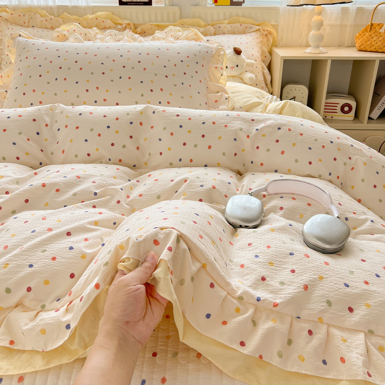 91家纺网 家纺一手货源 找家纺 富米莱（原臻工厂） 2025新款双层花边高克重亲肤棉云柔棉床盖床单四件套 彩波点