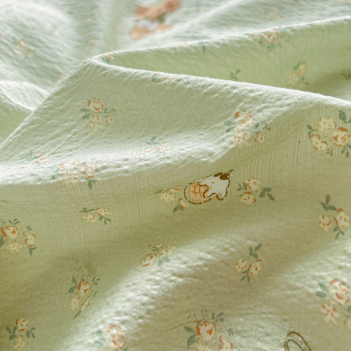 91家纺网 家纺一手货源 找家纺 富米莱（原臻工厂） 2025新款双层花边高克重亲肤棉云柔棉床盖床单四件套 绿色小象