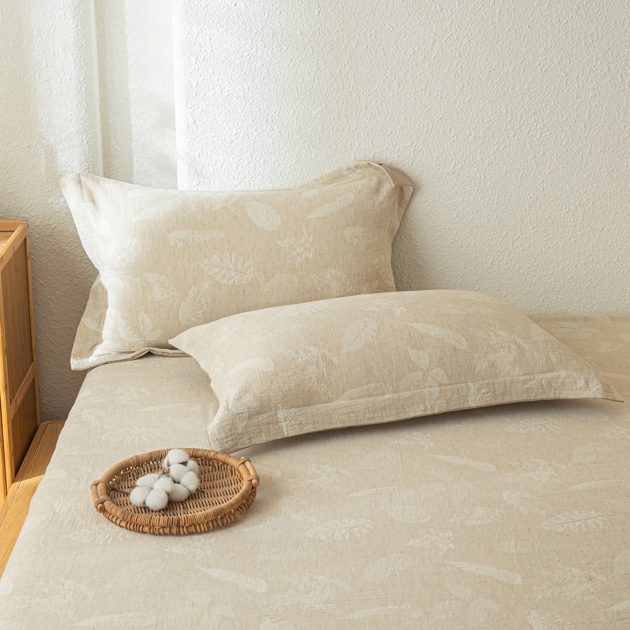 91家纺网 家纺一手货源 找家纺 眠博士 2025新款A类棉麻双层纱提花床笠 棉麻双层纱床笠-丛境花语