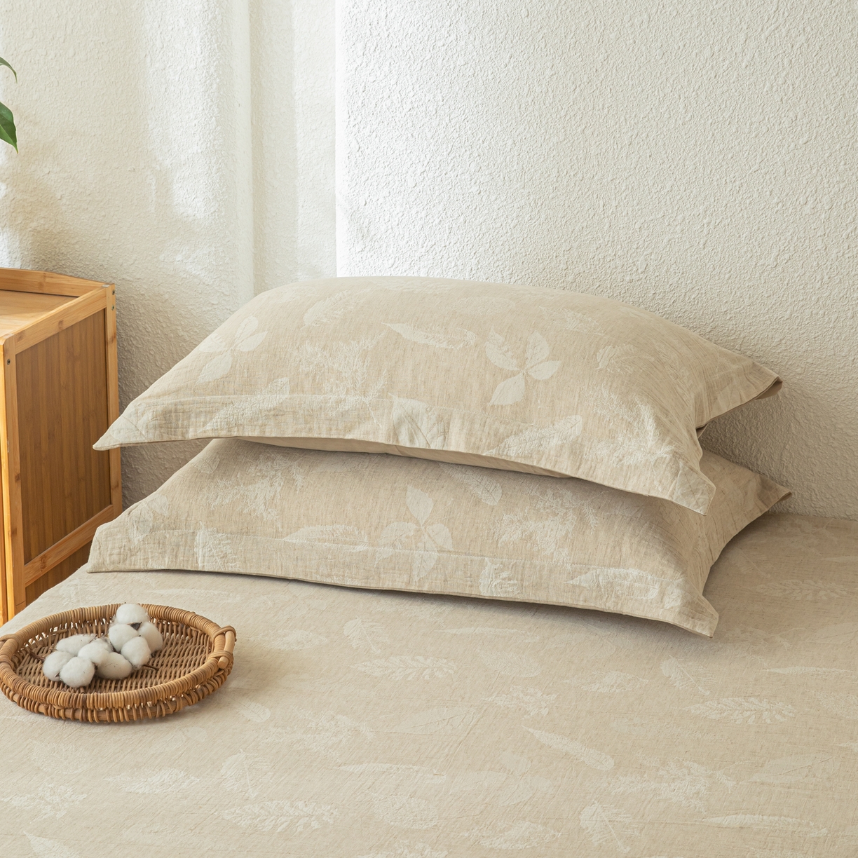 91家纺网 家纺一手货源 找家纺 眠博士 2025新款A类棉麻双层纱提花床笠 棉麻双层纱床笠-丛境花语