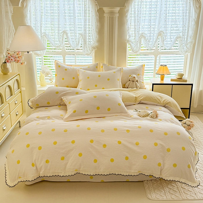 91家纺网 家纺一手货源 找家纺 韩约家纺 2025新款1全棉镂空双色刺绣花边床单款加厚棉麻四件套 波波黄