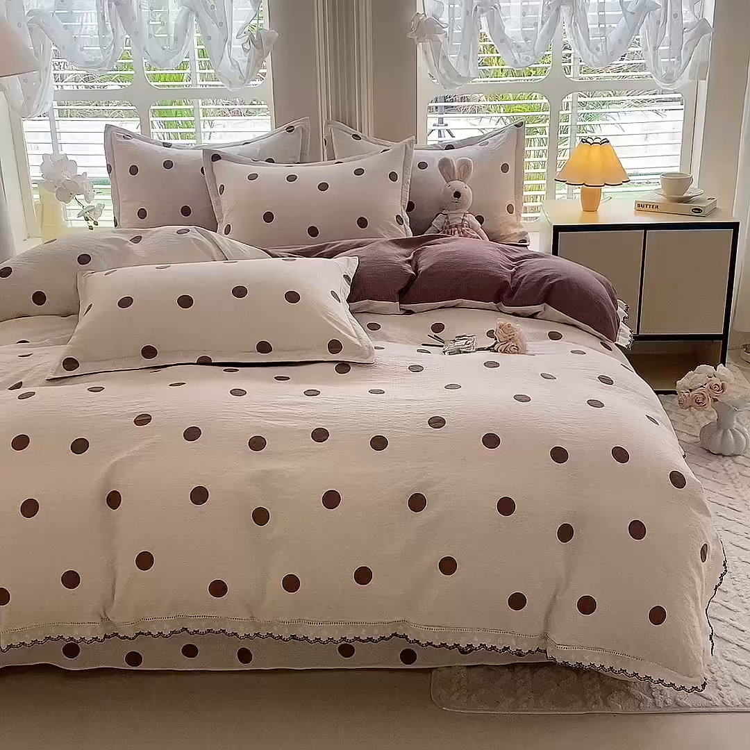 91家纺网 家纺一手货源 找家纺 韩约家纺 2025新款1全棉镂空双色刺绣花边床单款加厚棉麻四件套 波波咖