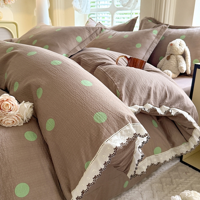 91家纺网 家纺一手货源 找家纺 韩约家纺 2025新款1全棉镂空双色刺绣花边床单款加厚棉麻四件套 波波绿