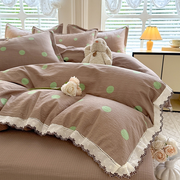 91家纺网 家纺一手货源 找家纺 韩约家纺 2025新款1全棉镂空双色刺绣花边床单款加厚棉麻四件套 波波绿