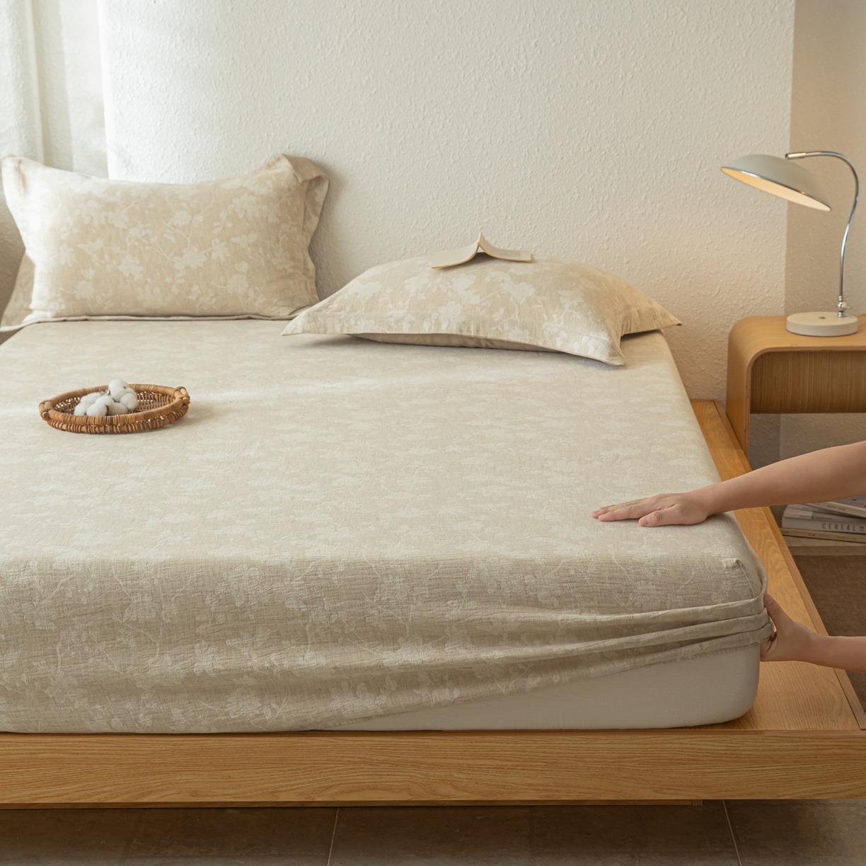 91家纺网 家纺一手货源 找家纺 眠博士 2025新款A类棉麻双层纱提花床笠 棉麻双层纱床笠-蓝聆花