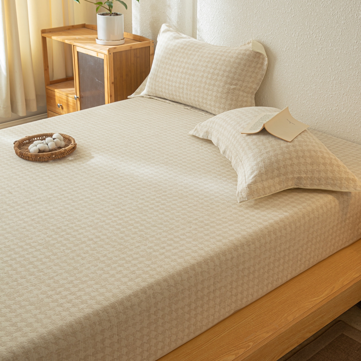 91家纺网 家纺一手货源 找家纺 眠博士 2025新款A类棉麻双层纱提花床笠 棉麻双层纱床笠-千鸟格