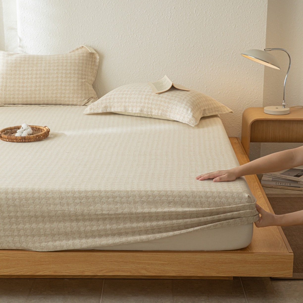 91家纺网 家纺一手货源 找家纺 眠博士 2025新款A类棉麻双层纱提花床笠 棉麻双层纱床笠-千鸟格