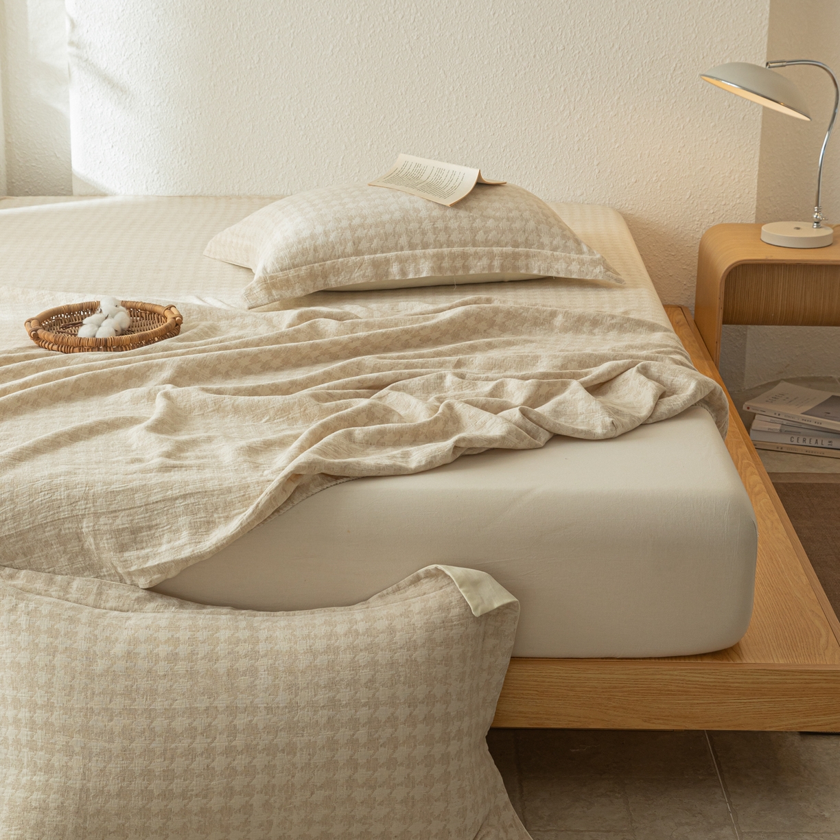 91家纺网 家纺一手货源 找家纺 眠博士 2025新款A类棉麻双层纱提花床笠 棉麻双层纱床笠-千鸟格